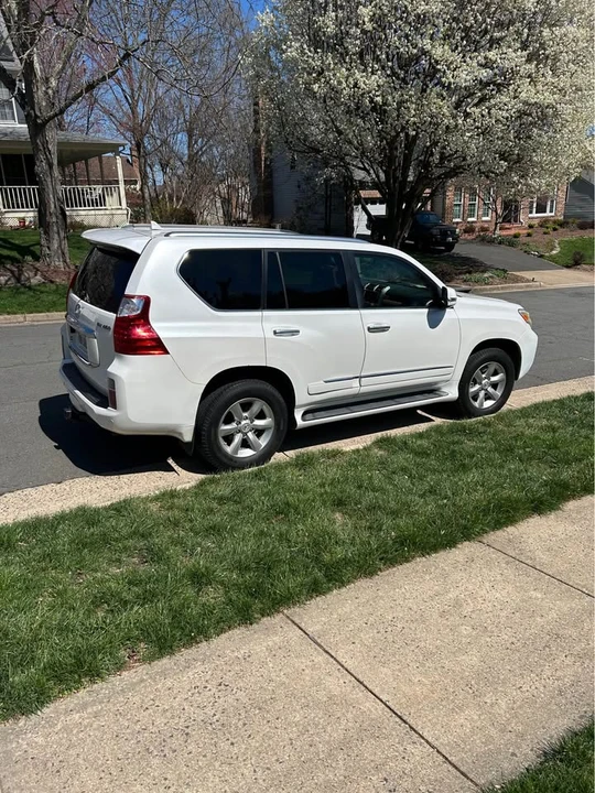 2011 Lexus GX 2nd Gen - Image 4 of 4