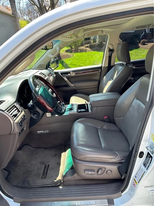 2011 Lexus GX 2nd Gen - Image 2 of 4