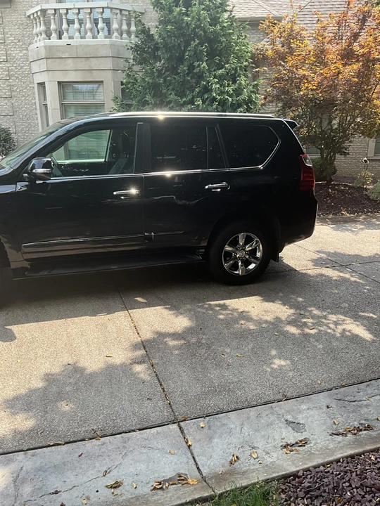 2011 Lexus GX 2nd Gen - Image 13 of 31