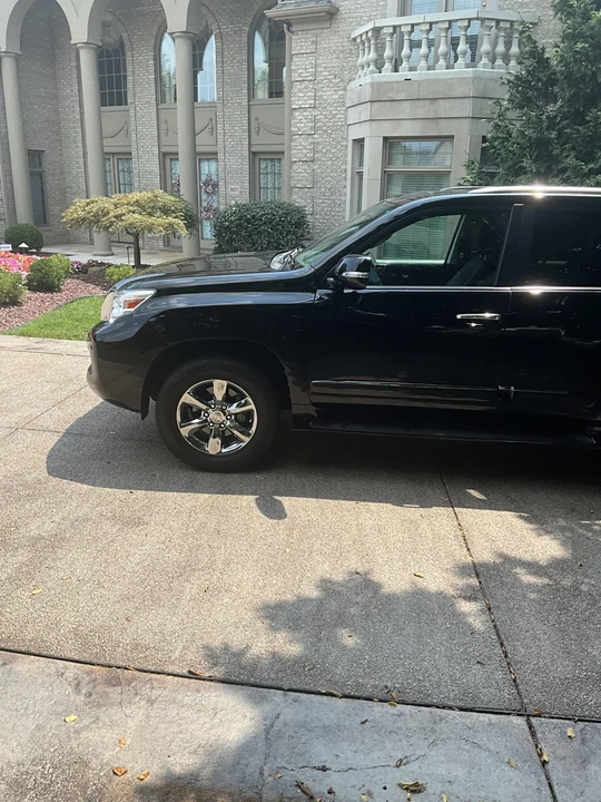 2011 Lexus GX 2nd Gen - Image 11 of 31