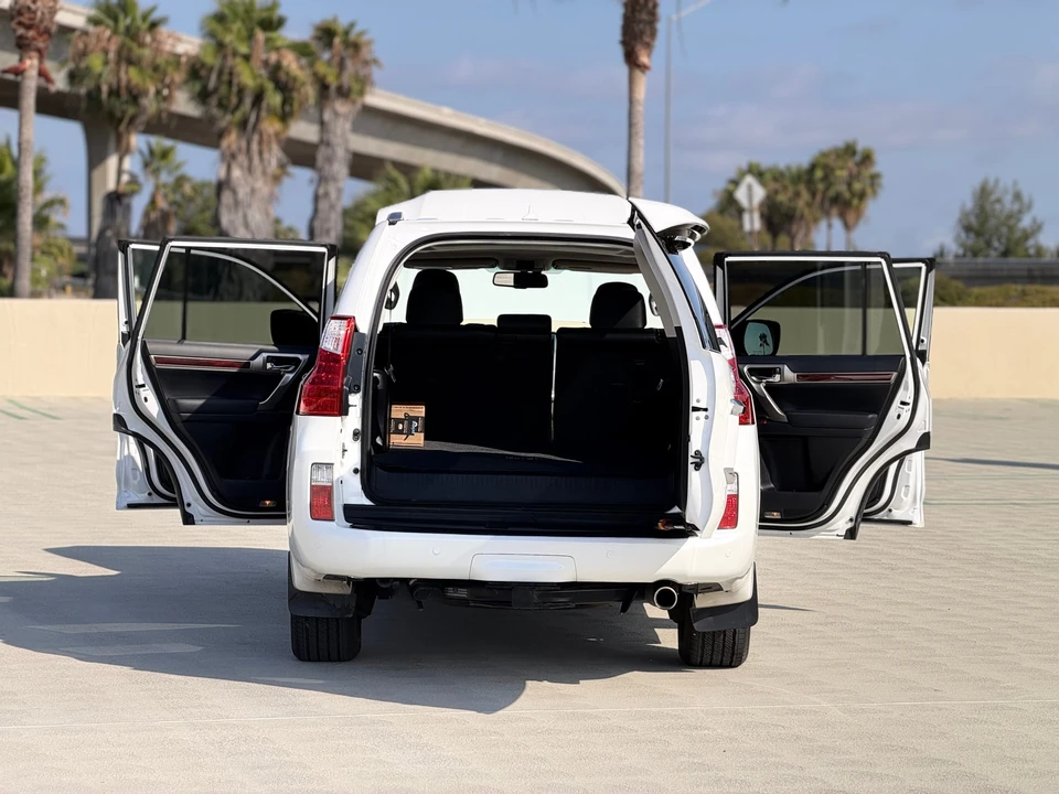 2011 Lexus GX 2nd Gen - Image 20 of 31