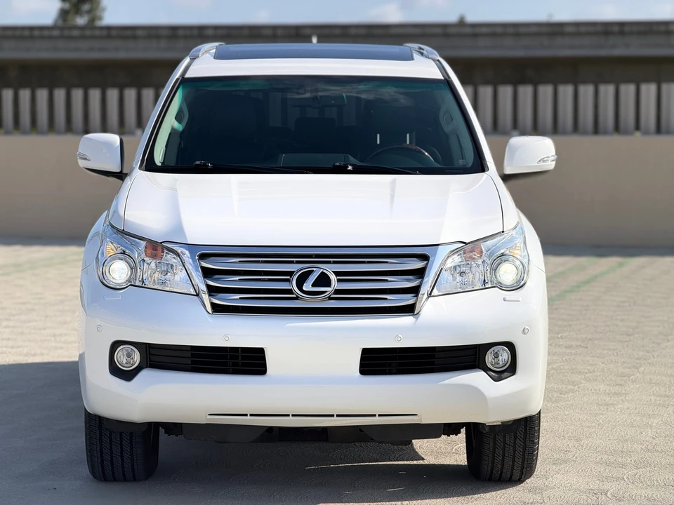 2011 Lexus GX 2nd Gen - Image 16 of 31