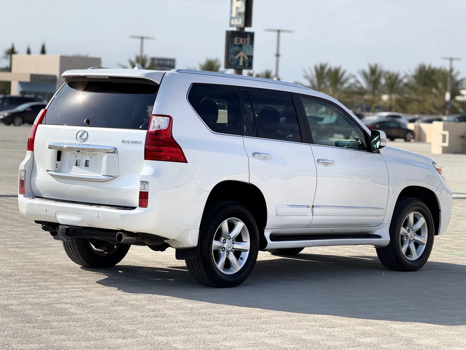 2011 Lexus GX 2nd Gen - Image 9 of 31