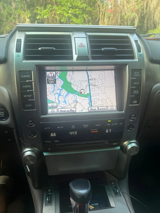 2011 Lexus GX 2nd Gen - Image 19 of 31