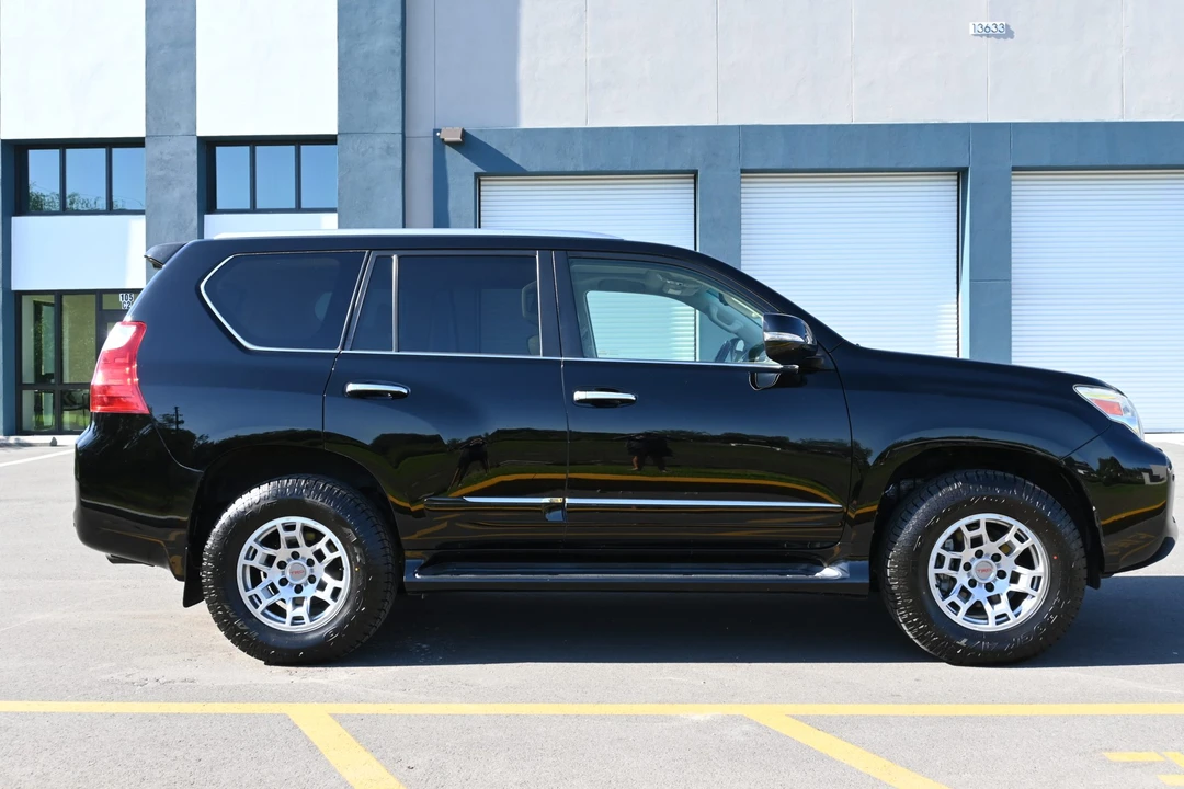 2011 Lexus GX 2nd Gen - Image 13 of 31