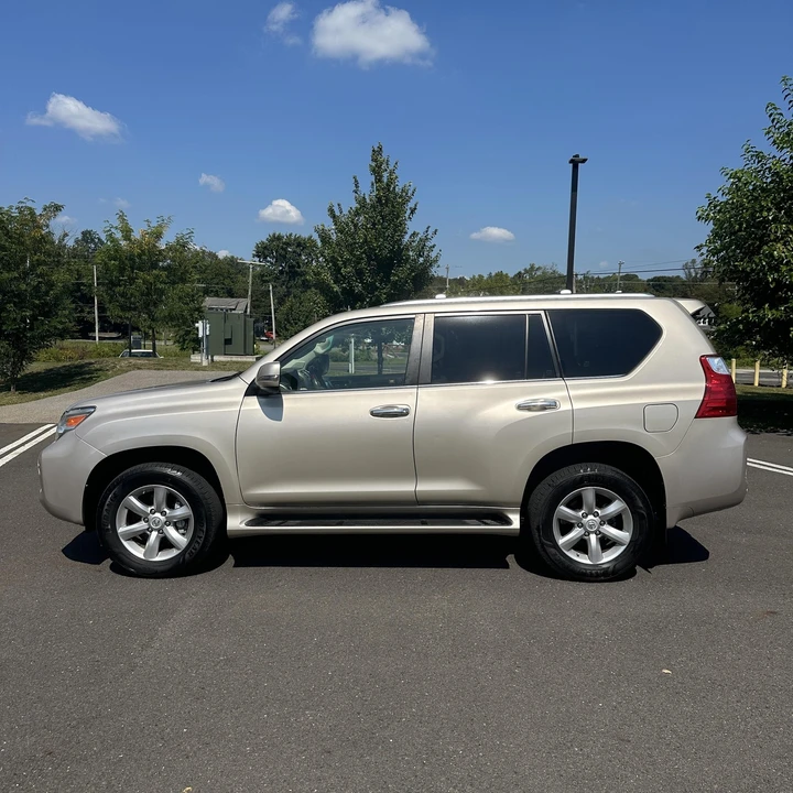 2011 Lexus GX 2nd Gen - Image 8 of 12