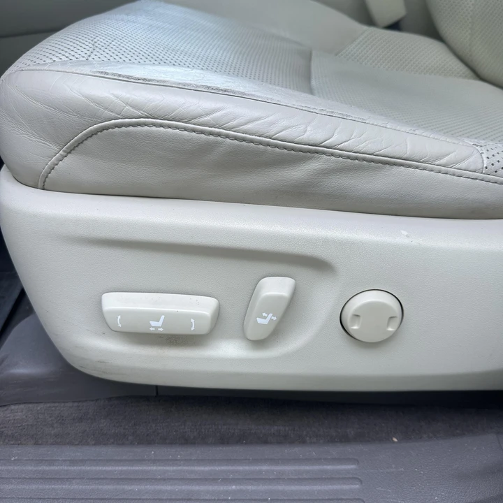 2011 Lexus GX 2nd Gen - Image 20 of 21