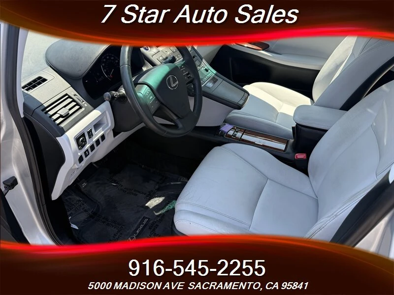 2011 Lexus HS - Image 10 of 20