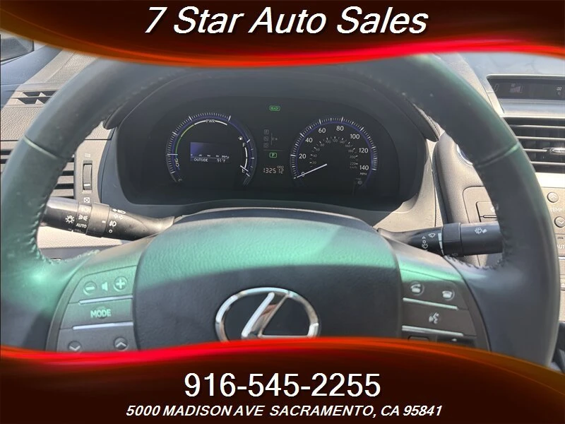 2011 Lexus HS - Image 9 of 20