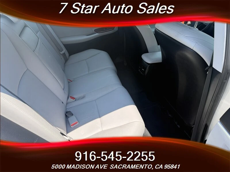2011 Lexus HS - Image 19 of 20