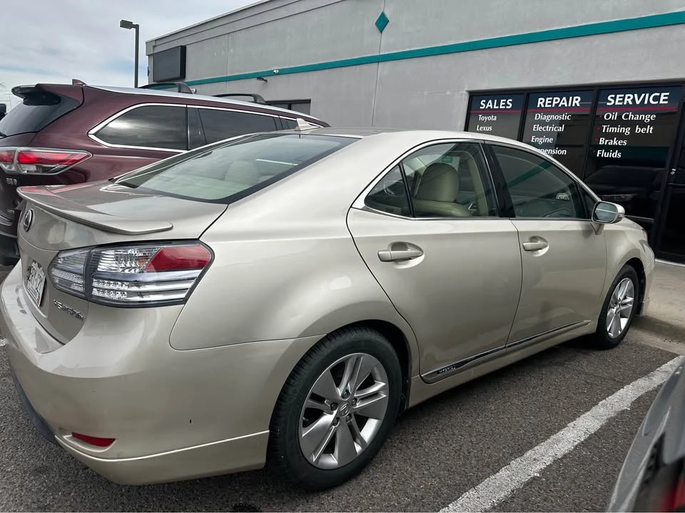2011 Lexus HS - Image 4 of 9