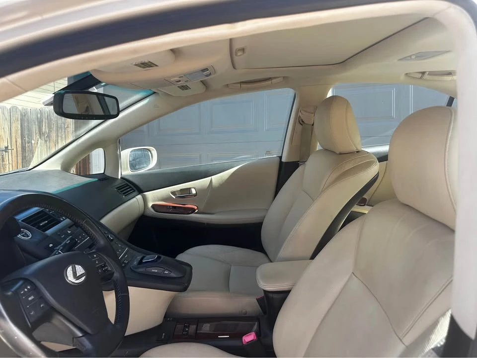 2011 Lexus HS - Image 8 of 9