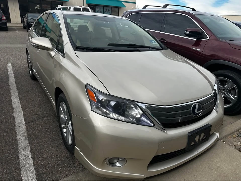 2011 Lexus HS - Image 3 of 9