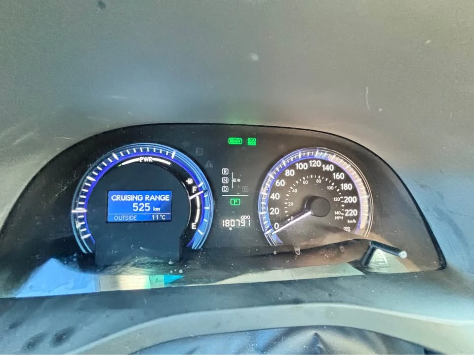 2011 Lexus HS - Image 9 of 10
