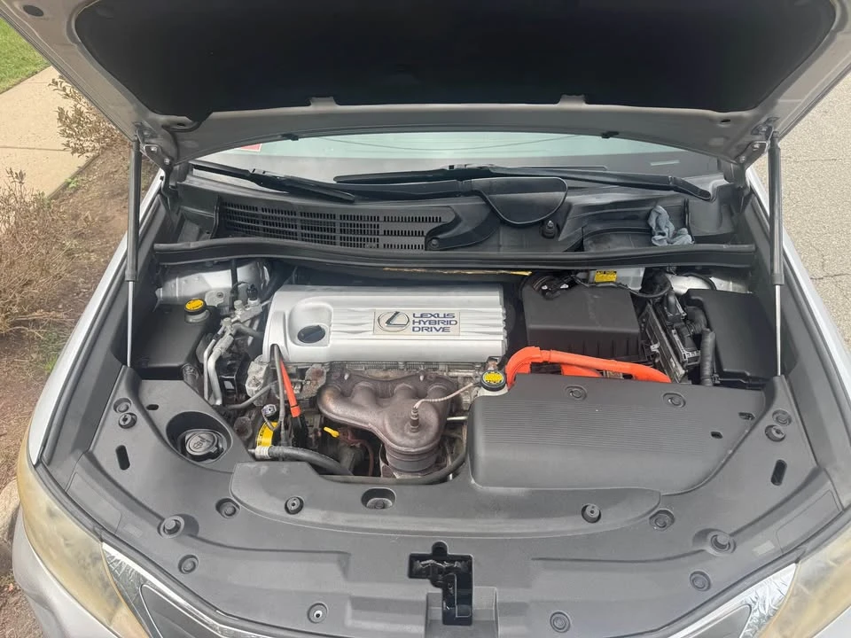2011 Lexus HS - Image 6 of 6