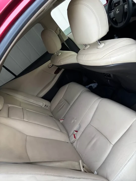 2011 Lexus HS - Image 4 of 12