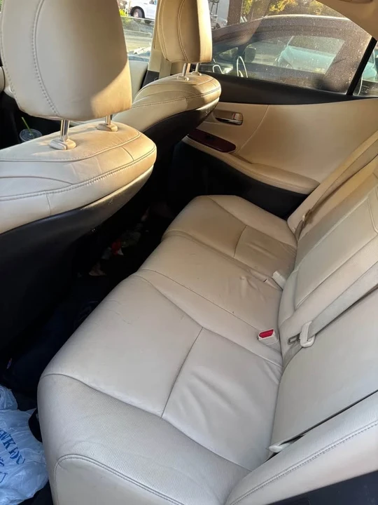 2011 Lexus HS - Image 7 of 12
