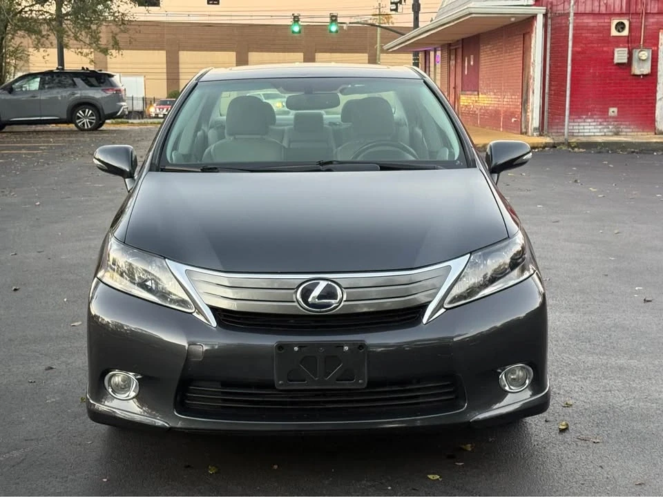 2011 Lexus HS - Image 8 of 20