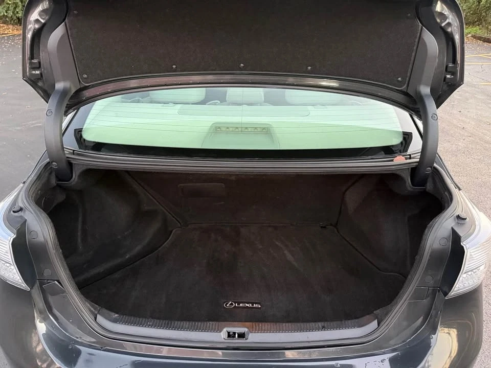 2011 Lexus HS - Image 19 of 20