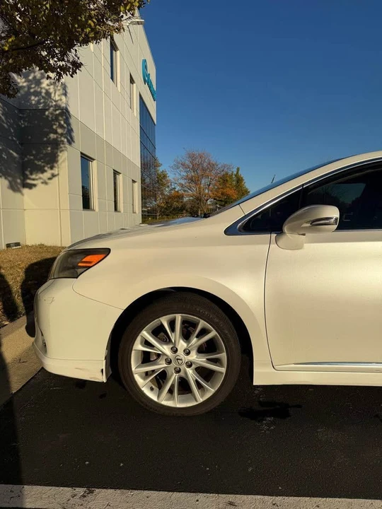2011 Lexus HS - Image 3 of 12