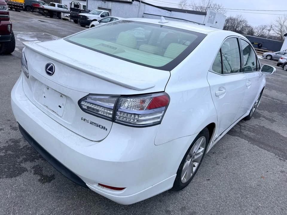2011 Lexus HS - Image 9 of 9