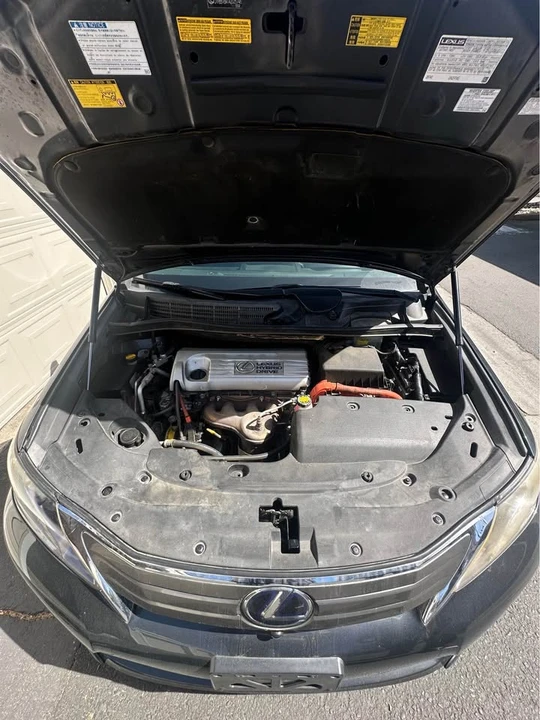 2011 Lexus HS - Image 14 of 15