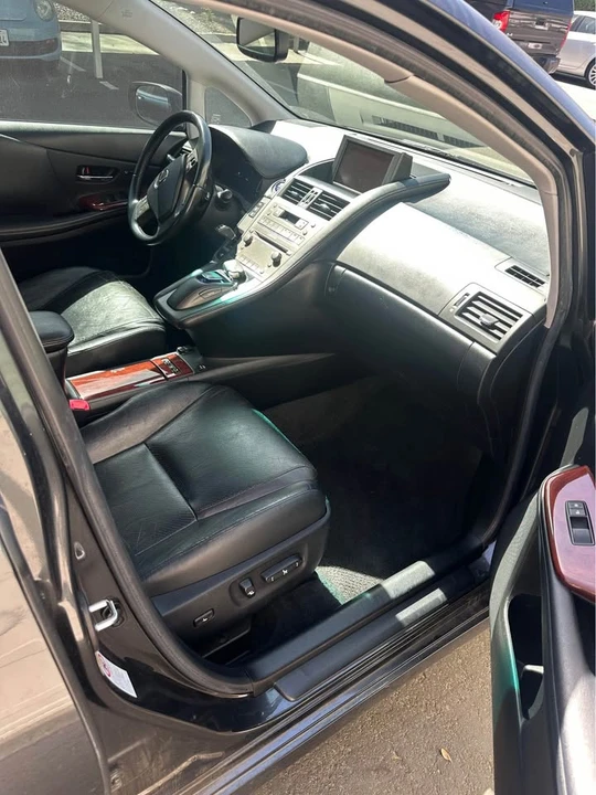 2011 Lexus HS - Image 6 of 15
