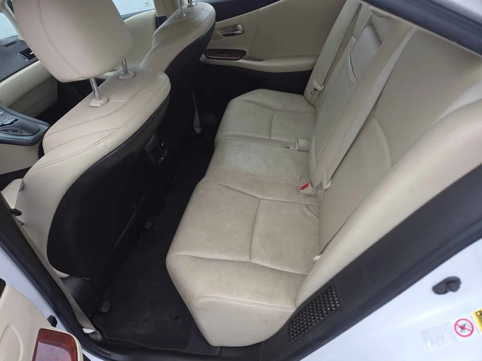 2011 Lexus HS - Image 8 of 13
