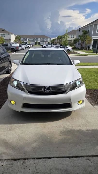 2011 Lexus HS - Image 3 of 16