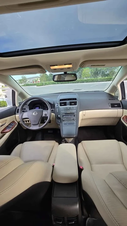 2011 Lexus HS - Image 7 of 16