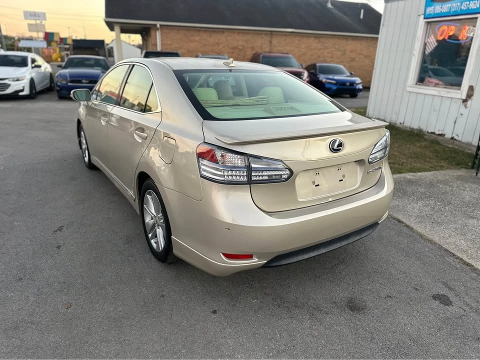 2011 Lexus HS - Image 8 of 14