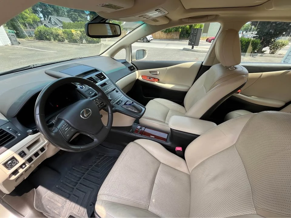 2011 Lexus HS - Image 6 of 6