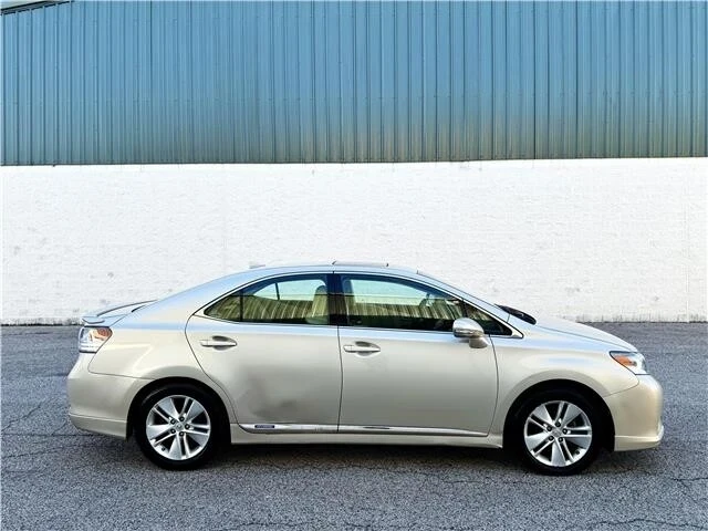 2011 Lexus HS - Image 7 of 21