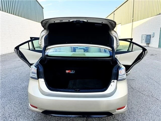 2011 Lexus HS - Image 15 of 21