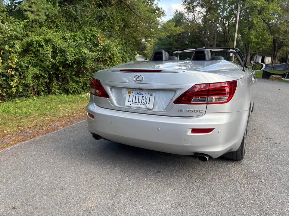 2011 Lexus IS 2nd Gen - Image 4 of 20