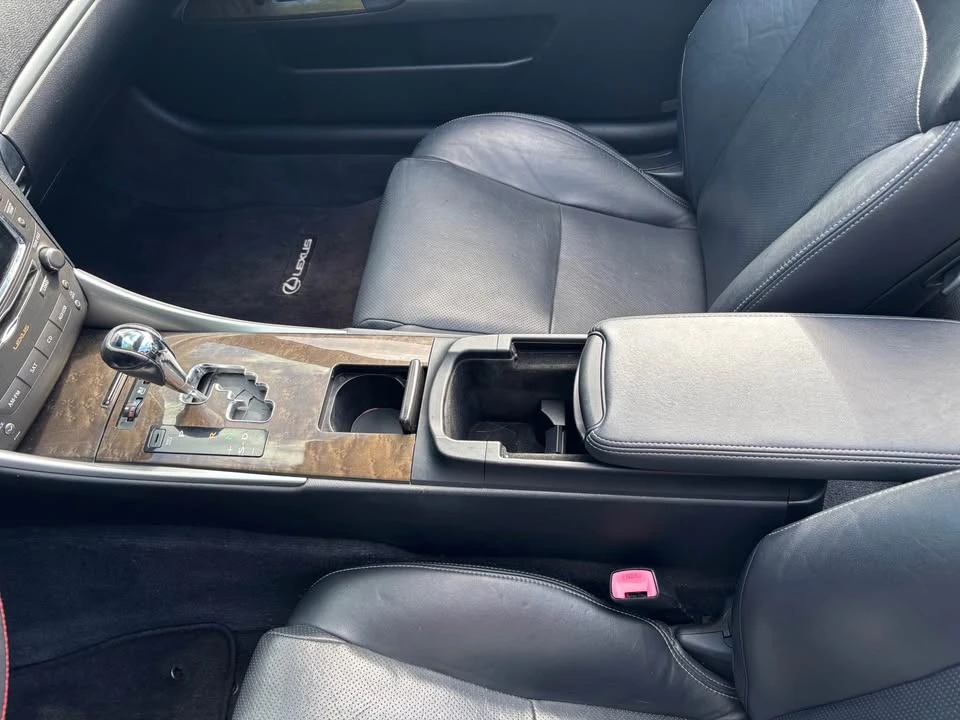 2011 Lexus IS 2nd Gen - Image 11 of 20