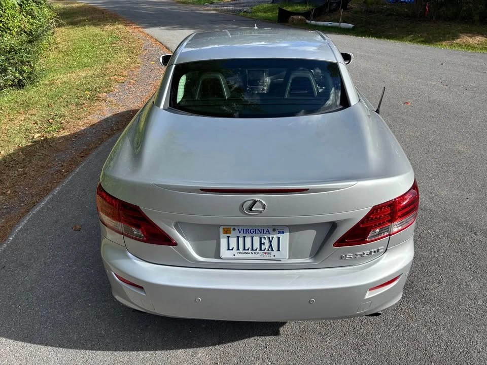 2011 Lexus IS 2nd Gen - Image 19 of 20