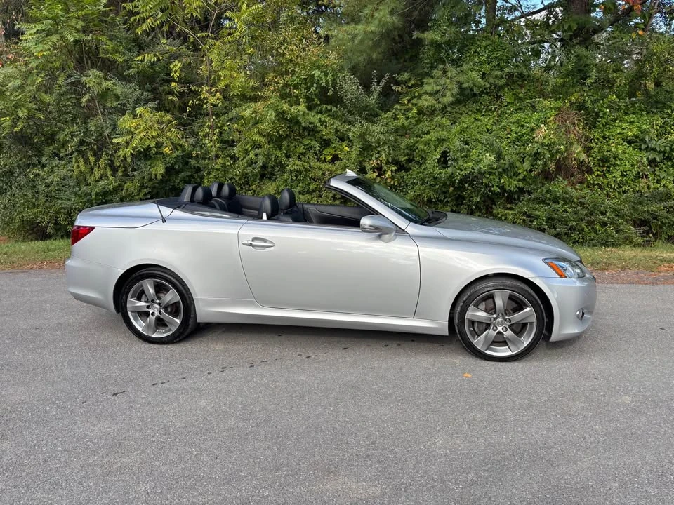 2011 Lexus IS 2nd Gen - Image 2 of 20