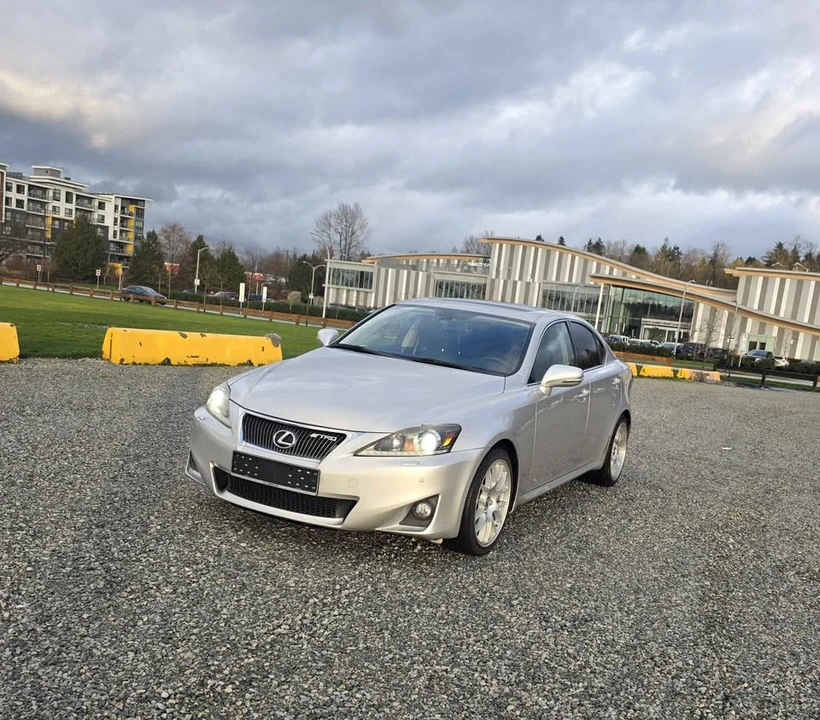 2011 Lexus IS 2nd Gen - Image 4 of 20