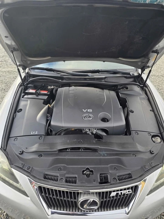 2011 Lexus IS 2nd Gen - Image 12 of 20