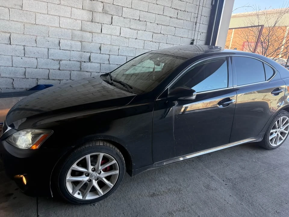 2011 Lexus IS 2nd Gen - Image 18 of 18
