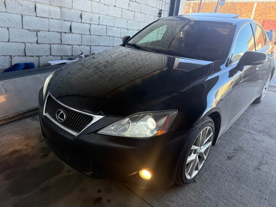 2011 Lexus IS 2nd Gen - Image 17 of 18