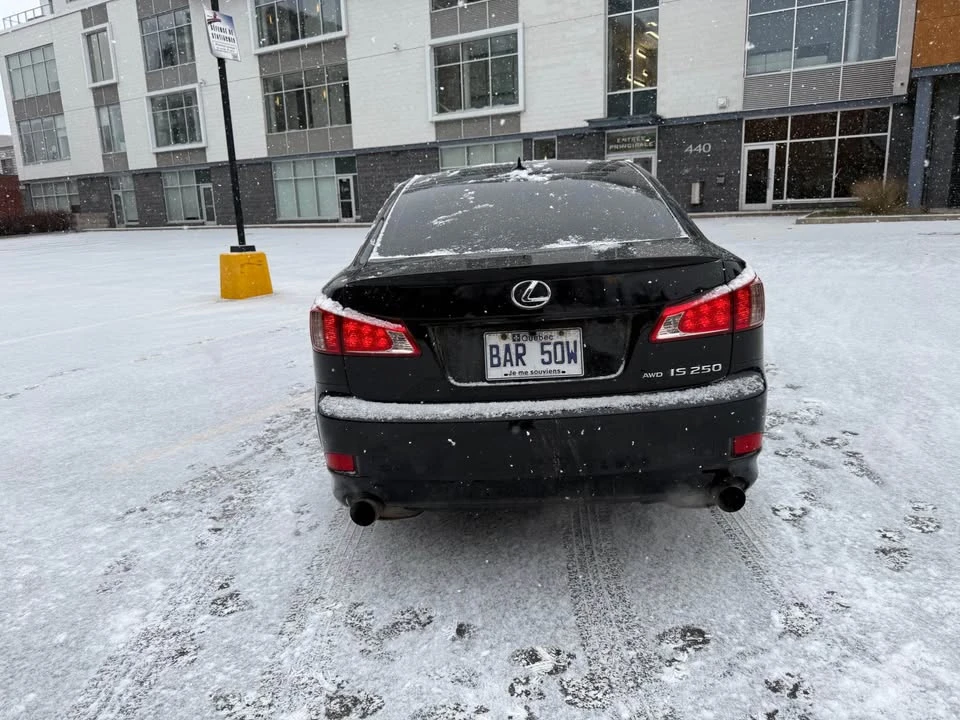 2011 Lexus IS 2nd Gen - Image 4 of 18