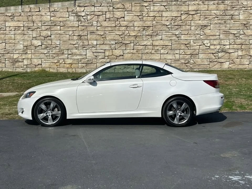 2011 Lexus IS 2nd Gen - Image 4 of 20