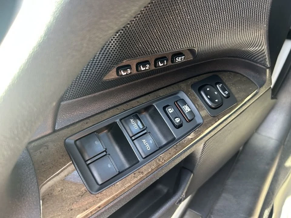 2011 Lexus IS 2nd Gen - Image 10 of 20