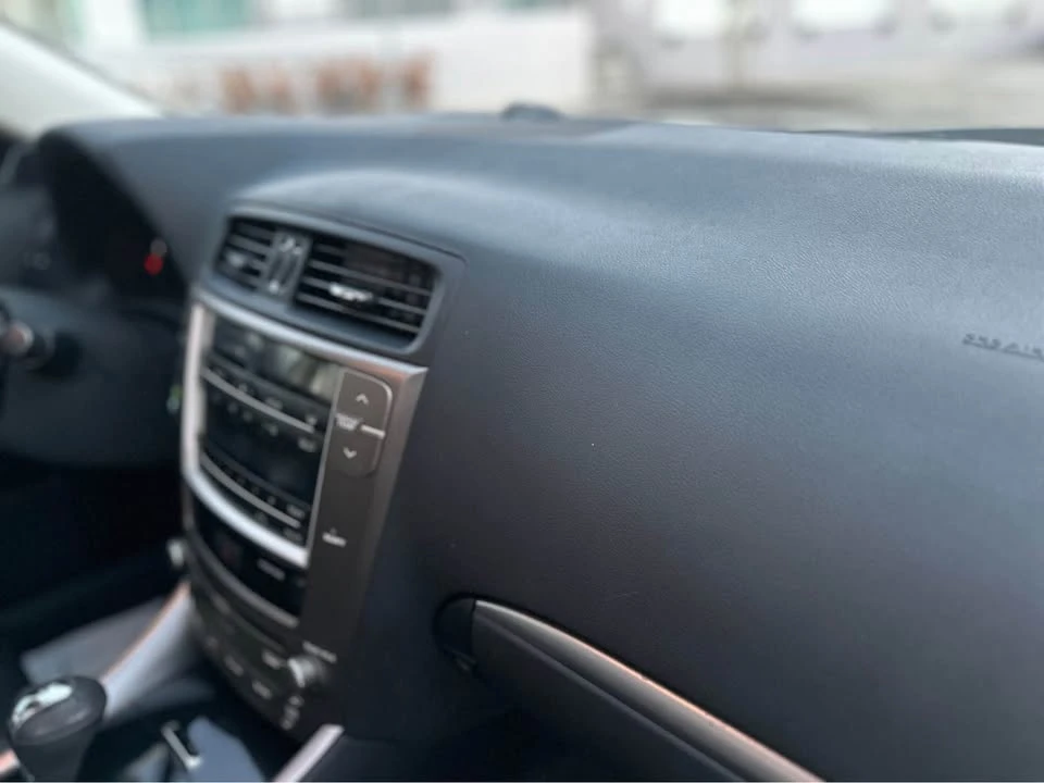 2011 Lexus IS 2nd Gen - Image 14 of 20