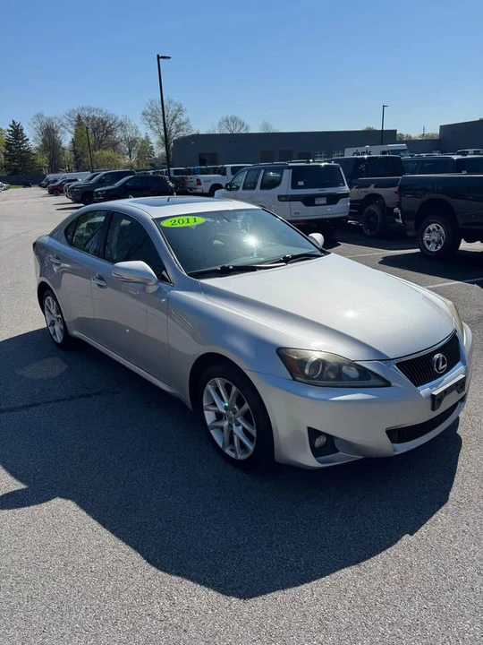 2011 Lexus IS 2nd Gen - Image 13 of 17