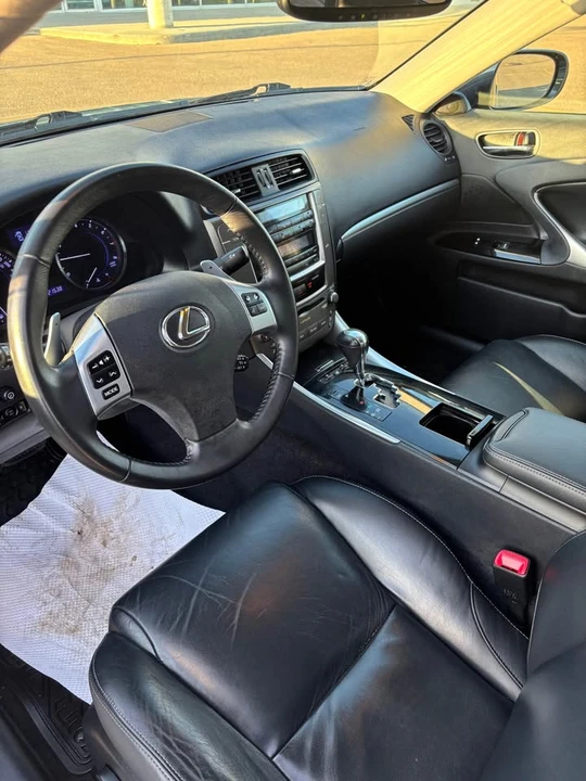 2011 Lexus IS 2nd Gen - Image 7 of 9