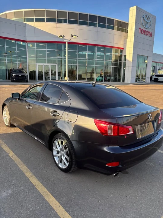 2011 Lexus IS 2nd Gen - Image 6 of 9