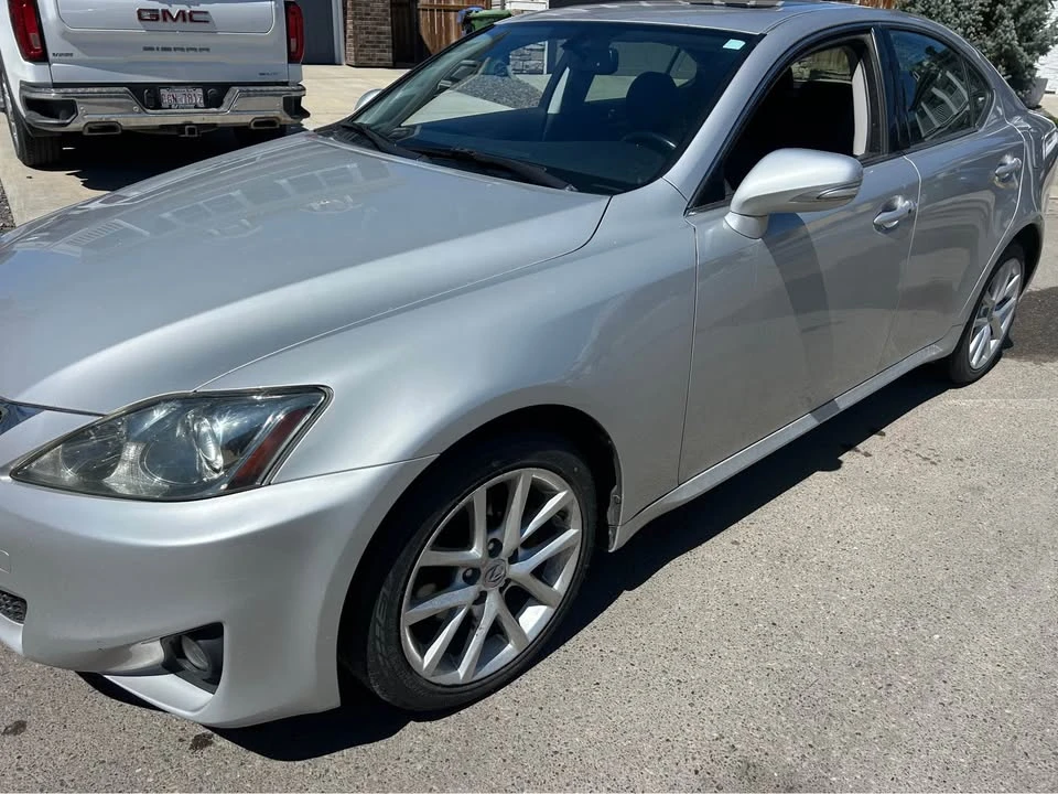 2011 Lexus IS 2nd Gen - Image 5 of 11
